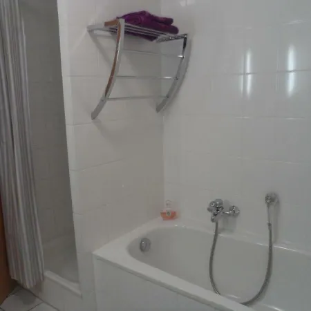 Hirtenstuberl Daire *